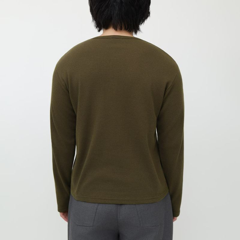 身長：174cm　着用サイズ：Mサイズ